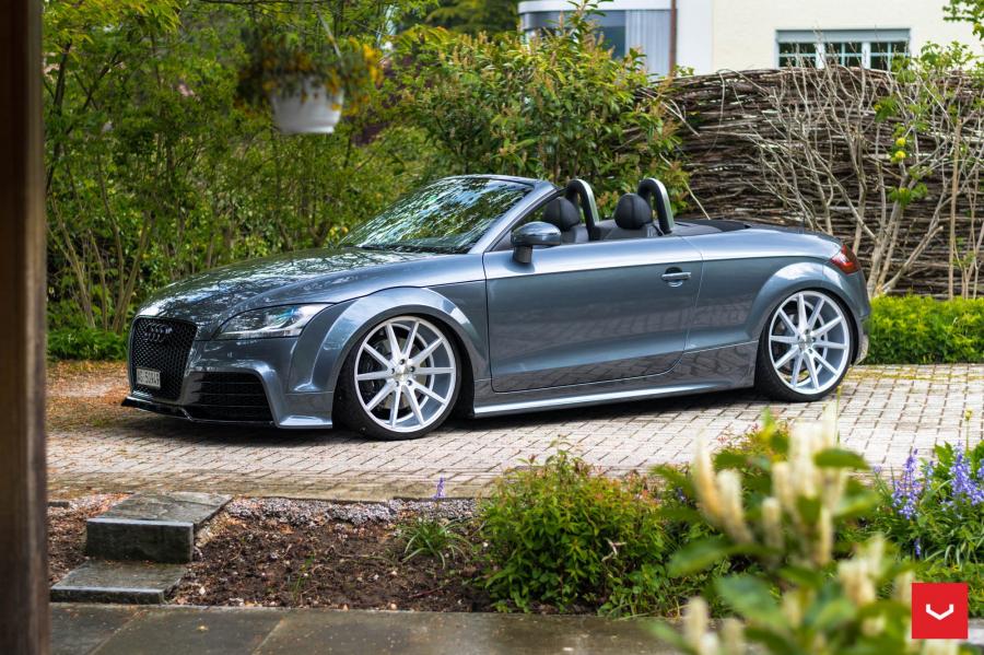  Audi TT Roadster on Vossen Wheels (VFS1) 2017 года  (фото 5 из 23)